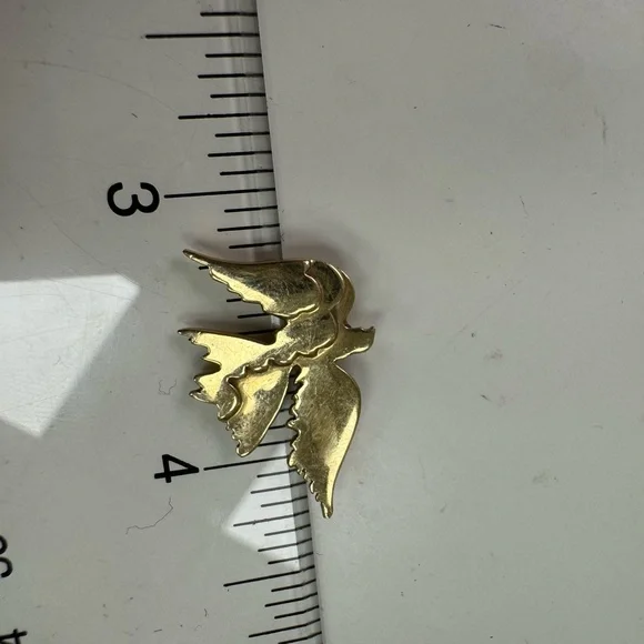 Flying dove 14K solid yellow gold pendan